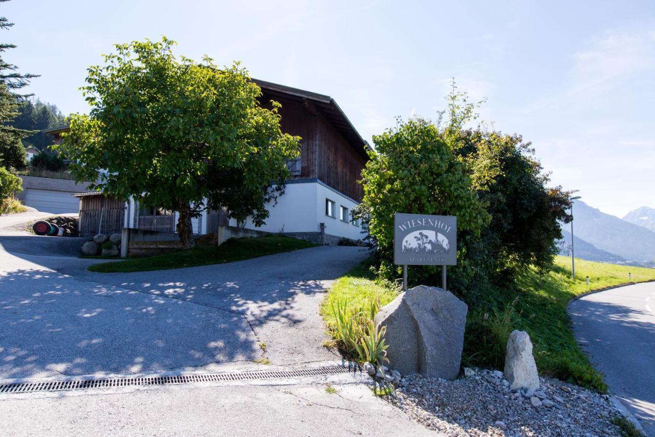 Wiesenhof - & Weitblick Ueber - Ladestation Fuer Elektroautos * Innsbruck