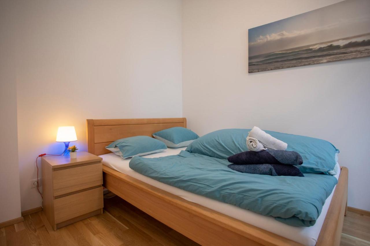 Cozy 1-bedroom In Center Apartment