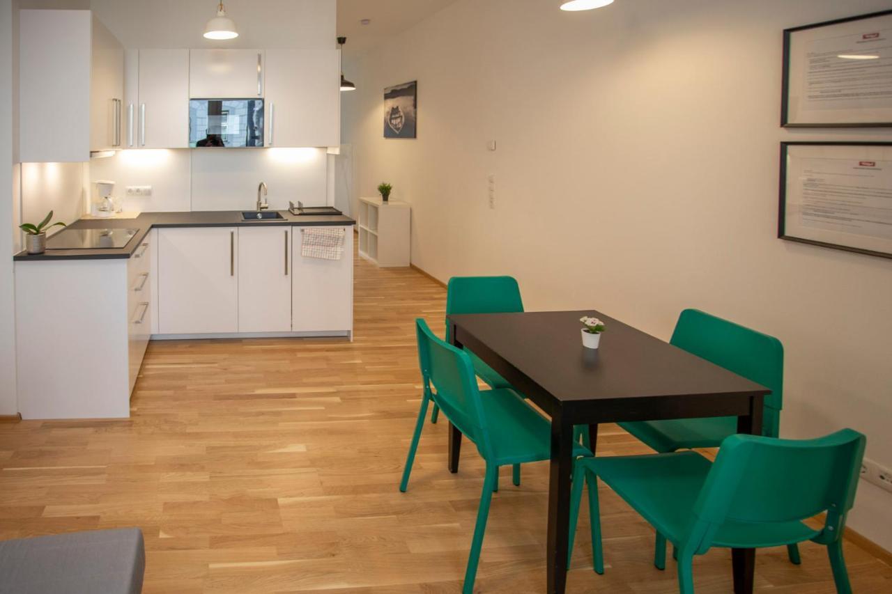 Apartment Urban I No Stairs I 24h Contactless Check-in Innsbruck