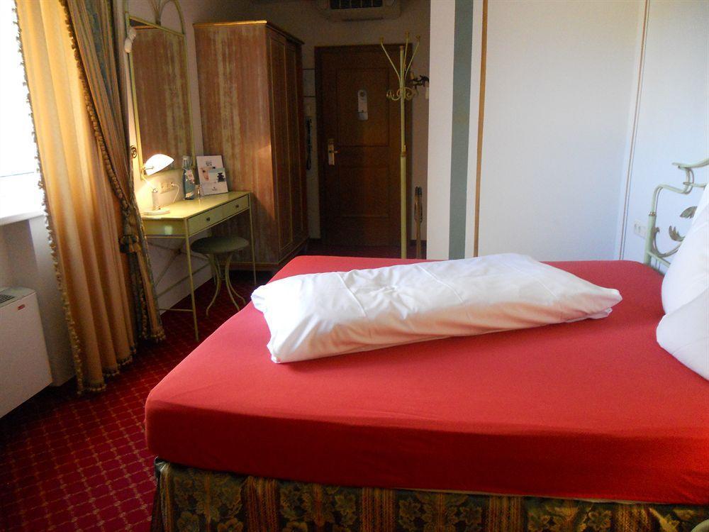 Schwarzer Adler Hotel