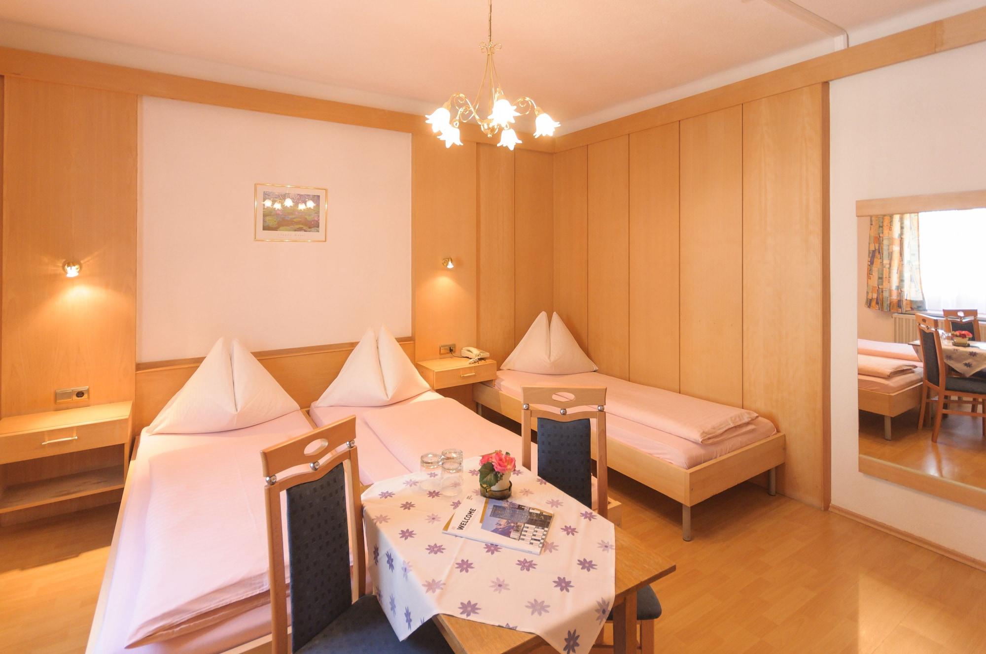 Tautermann Hotel 3*