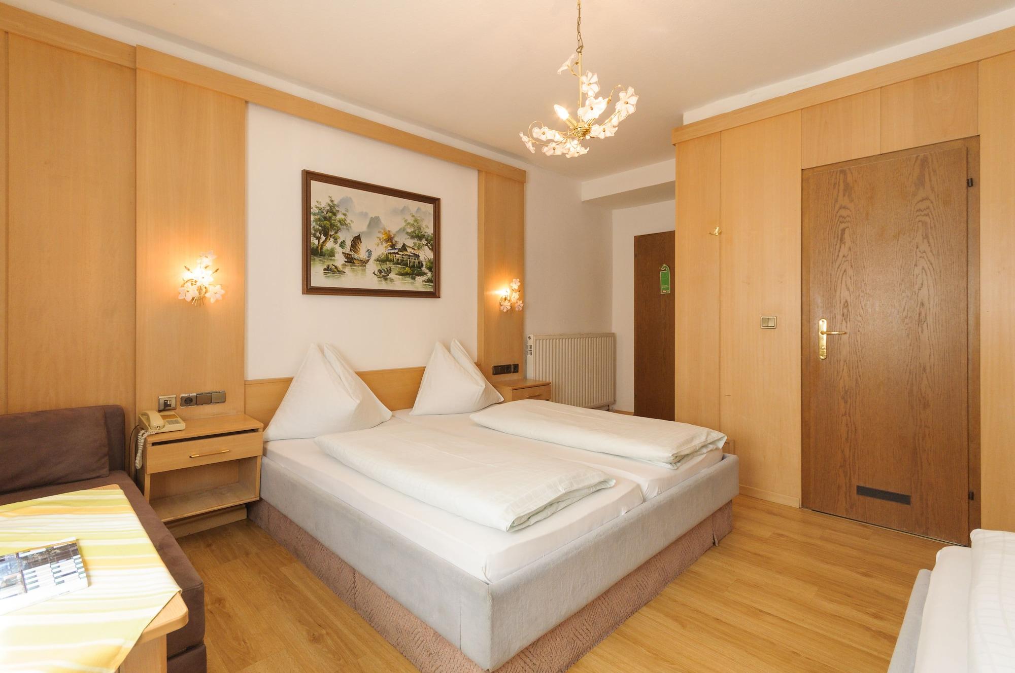 Tautermann Hotel 3*