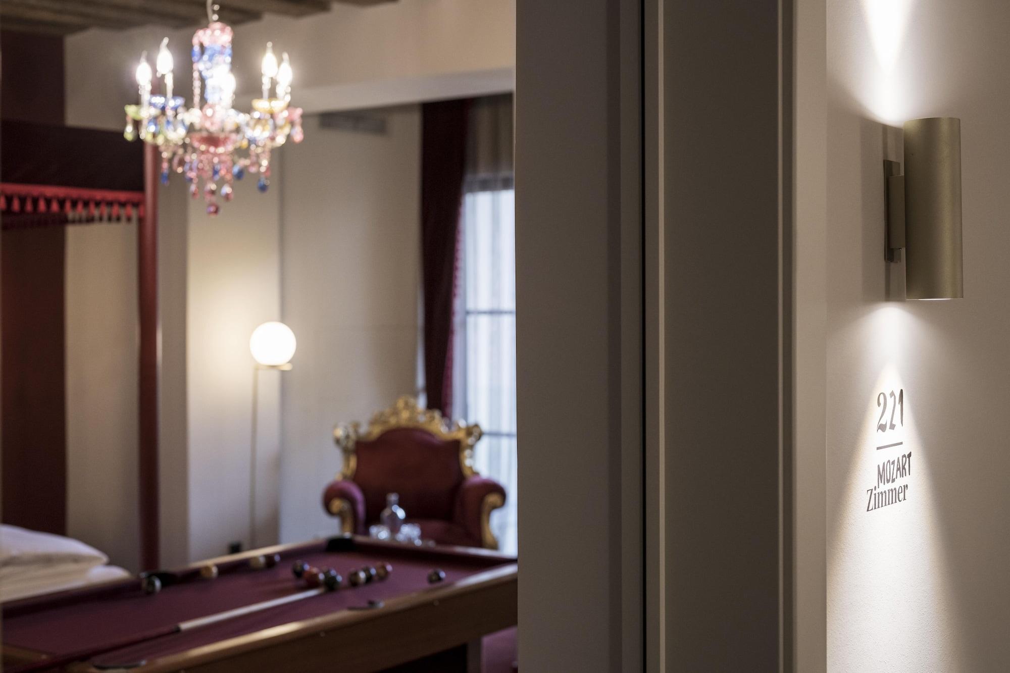 Altstadthotel Weisses Kreuz Hotel