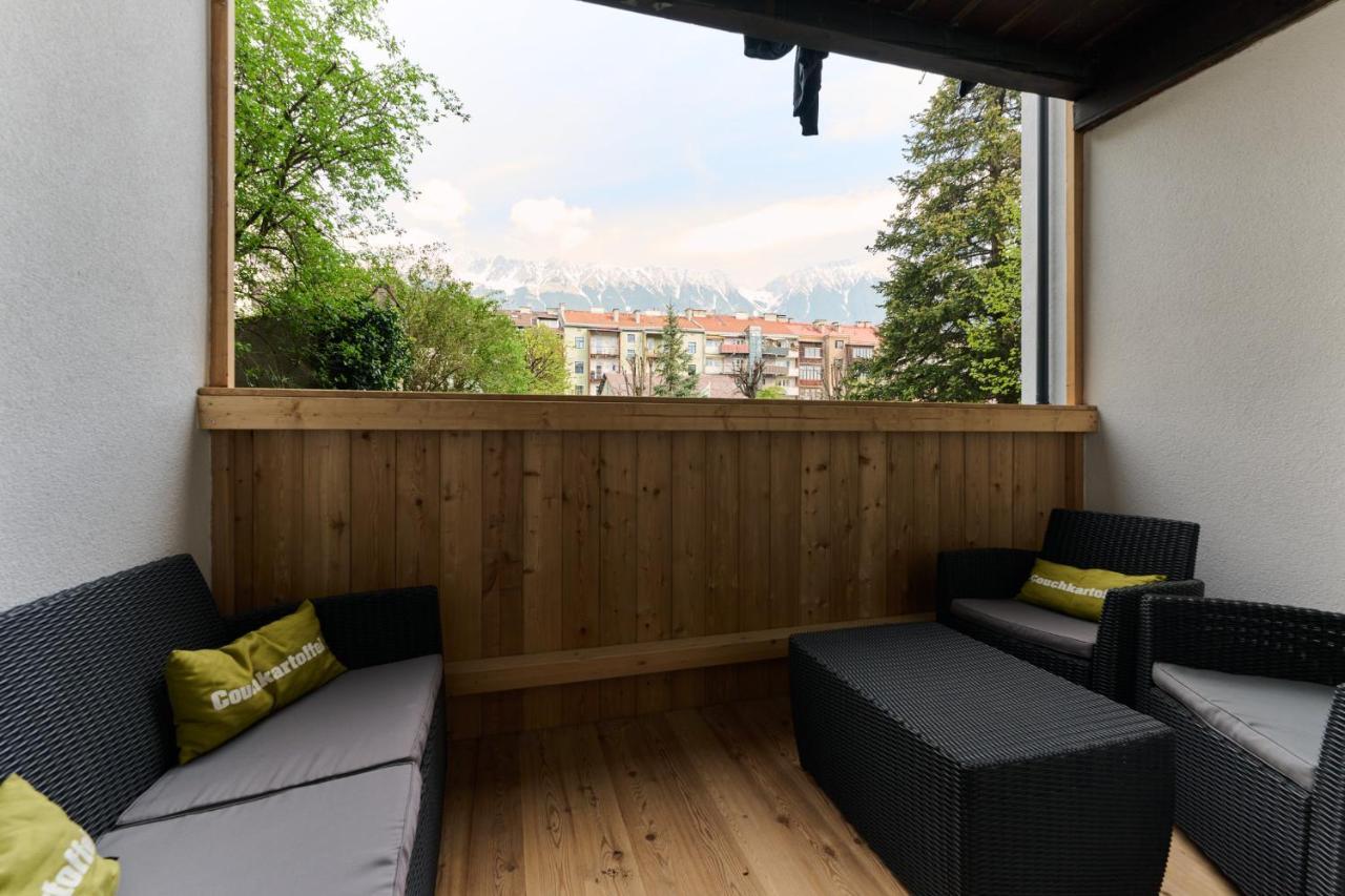 Apartment G17 *