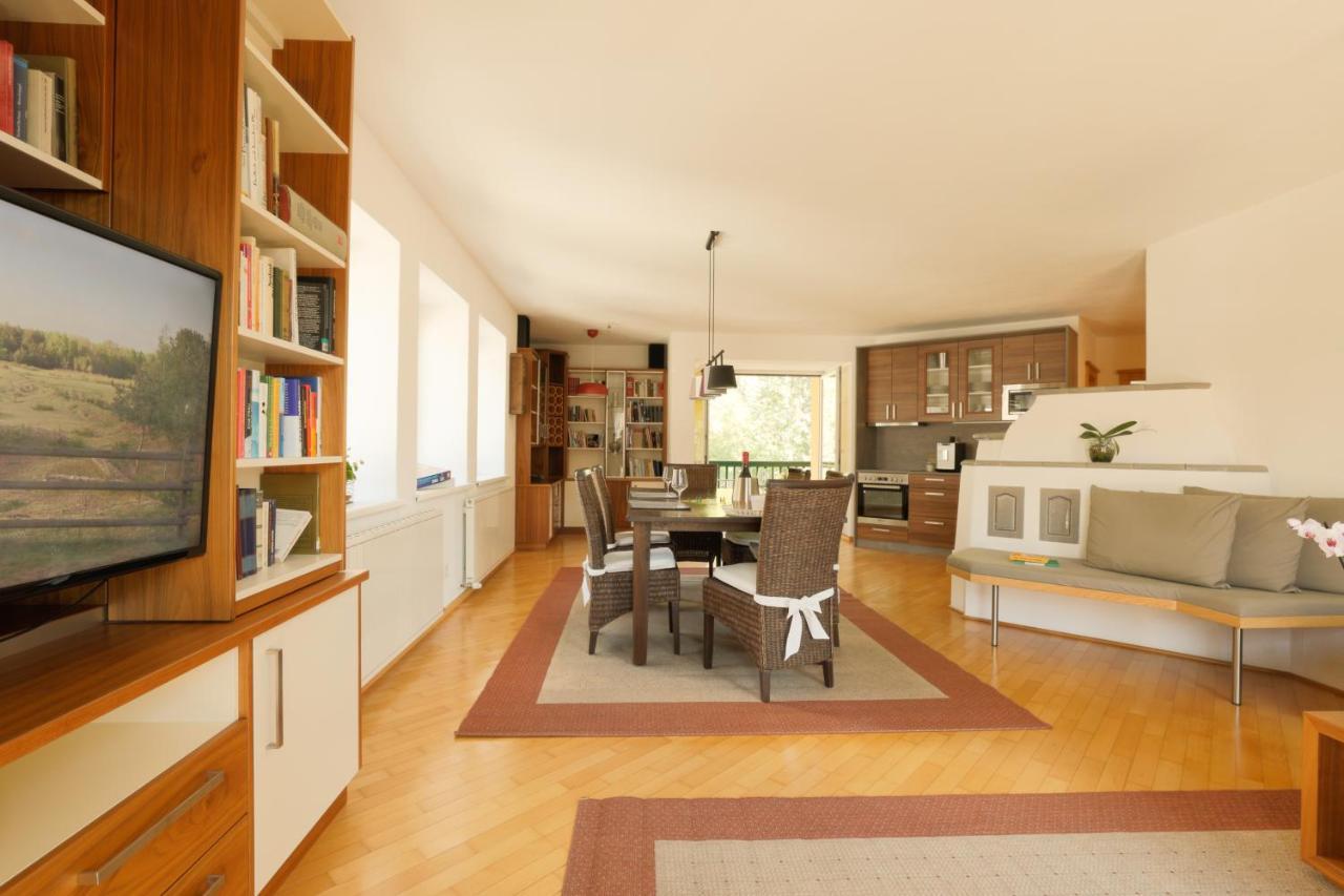 Apartment Riedz Innsbruck- Zentrales Apartmenthaus Mit Gruener Oase *