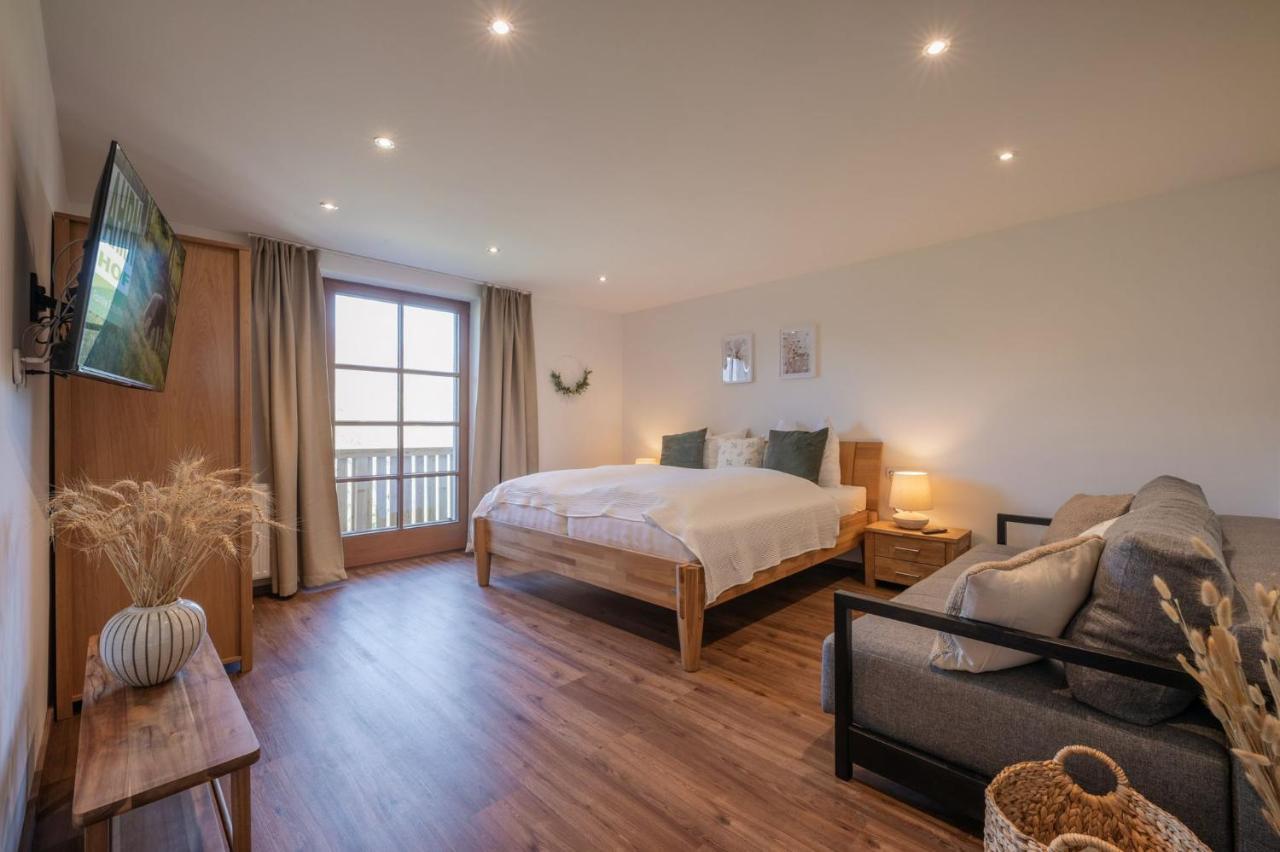 Ahrnhof Apartment *