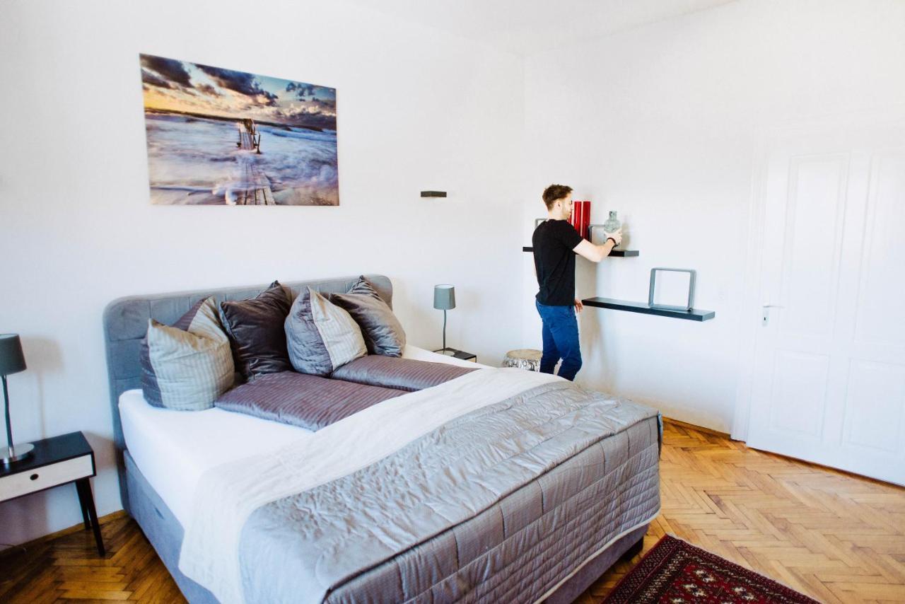 Huge Central Designer Loft With Tyrolean Touch , 160m2 * Innsbruck