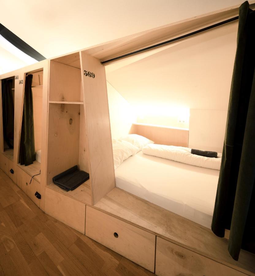 Hostel Montagu *