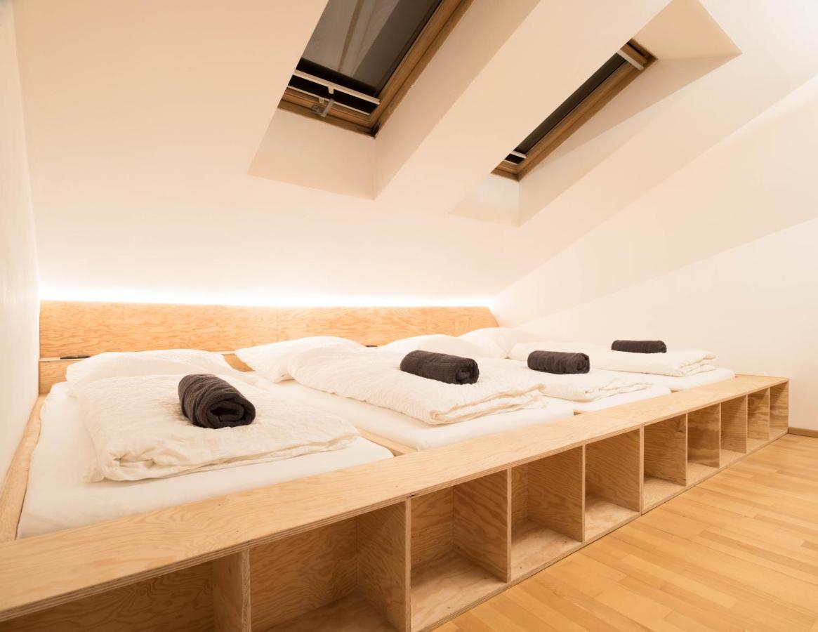 Hostel Montagu *