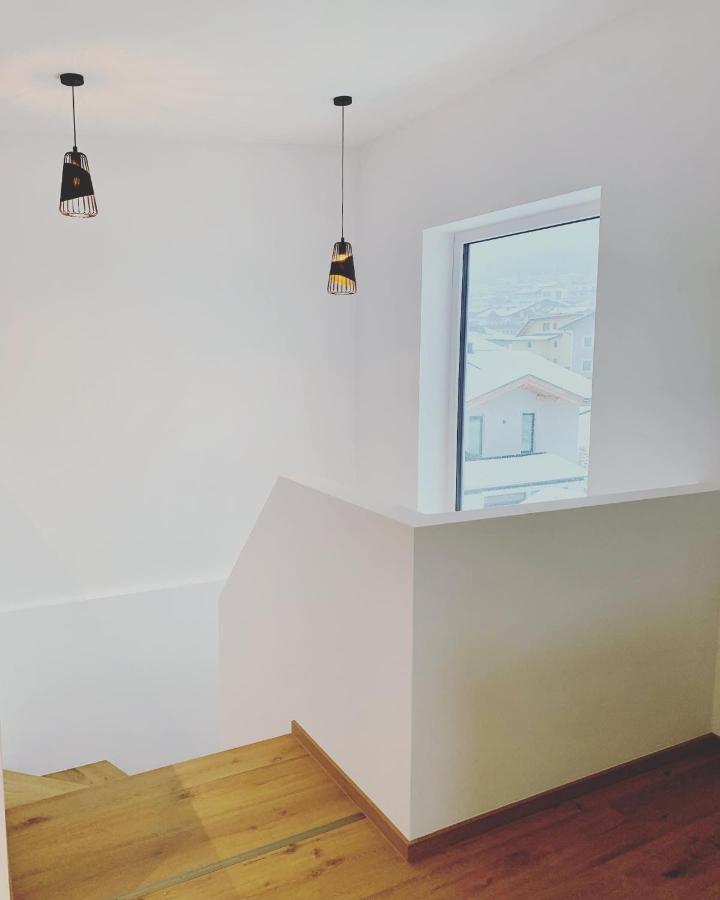 Oliver, Axams Apartment *