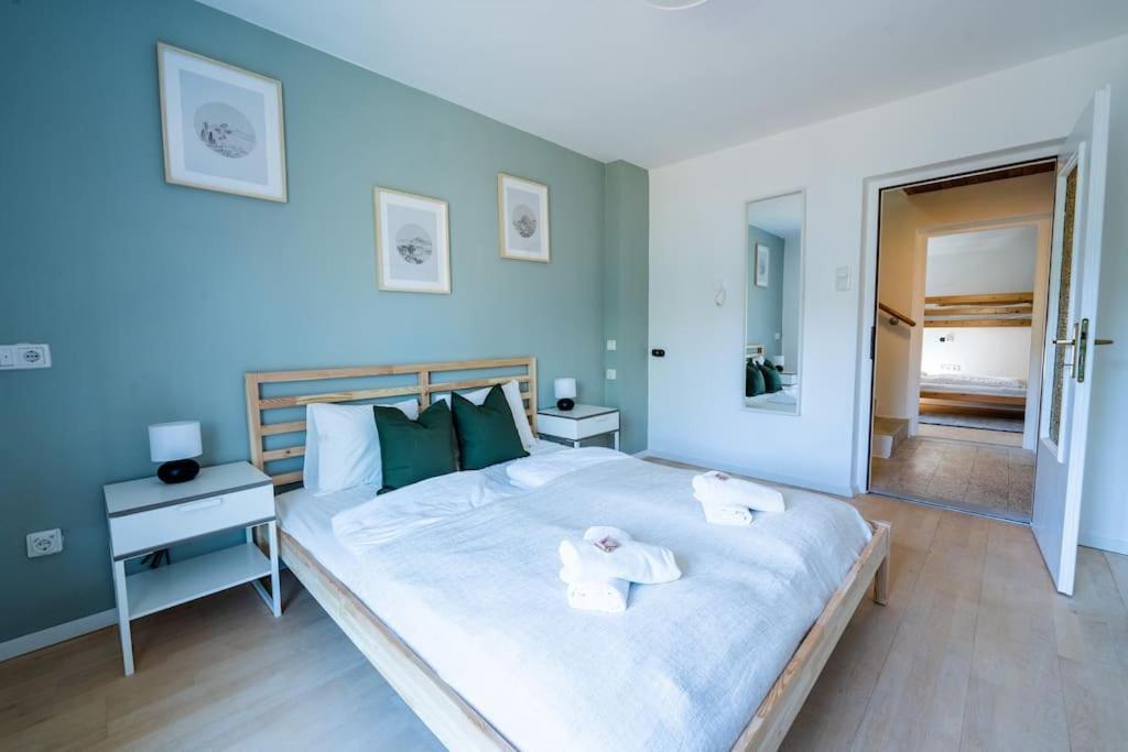 Holiday home Kuscheliges Haeuschen In Idyllischer Nachbarschaft Innsbruck