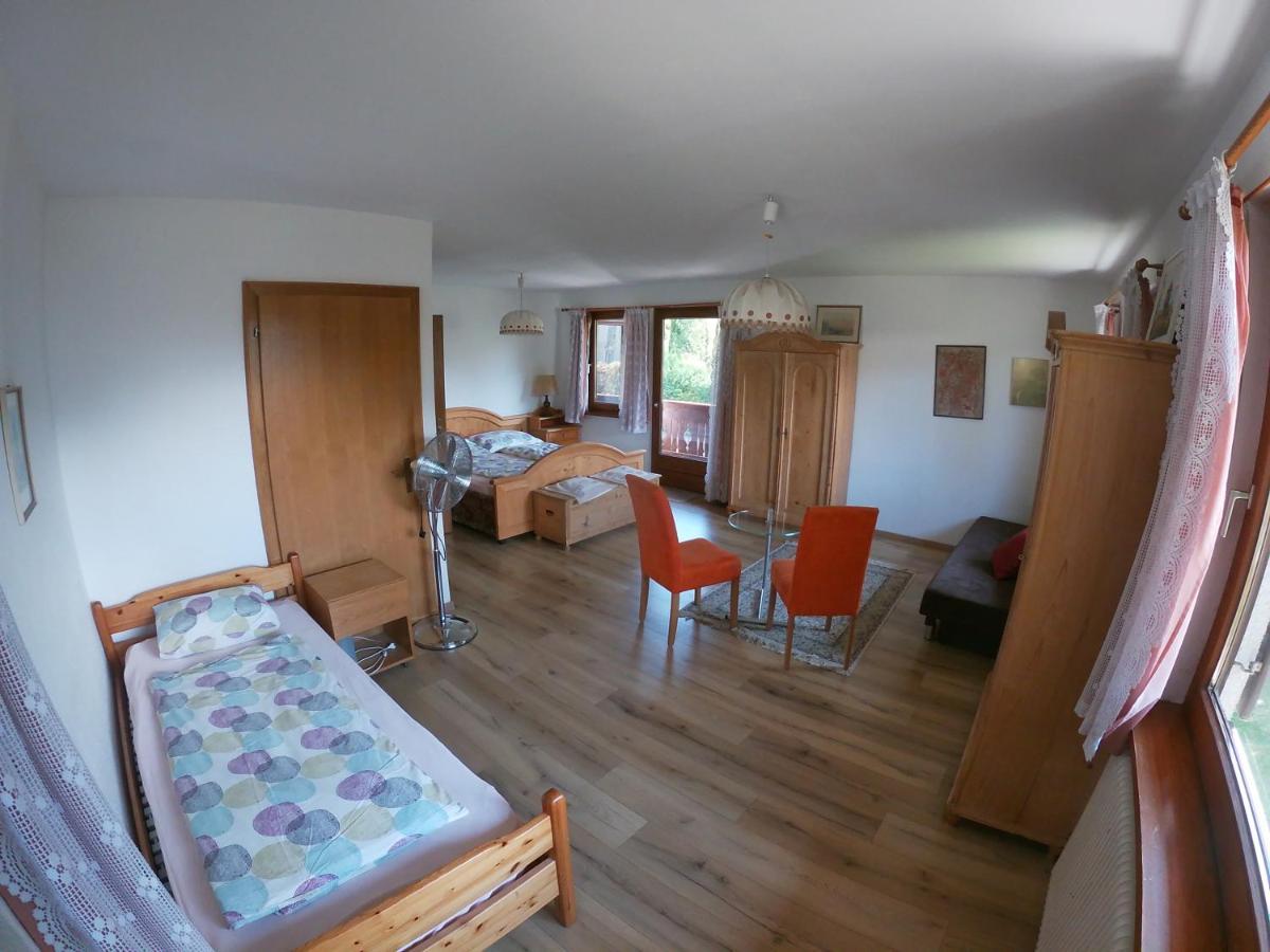 Fink Apartment *