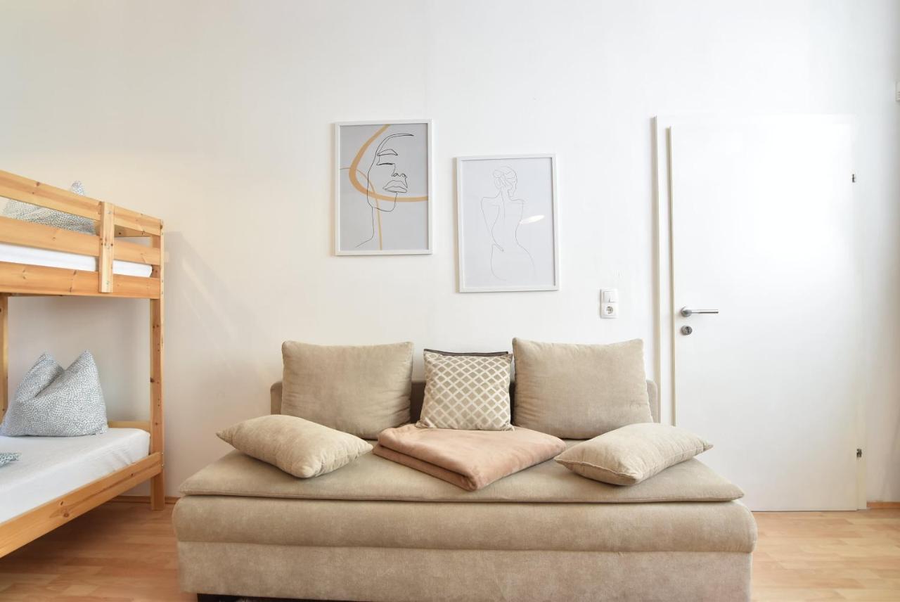Apartment Hidden Gem In With Free Parking *