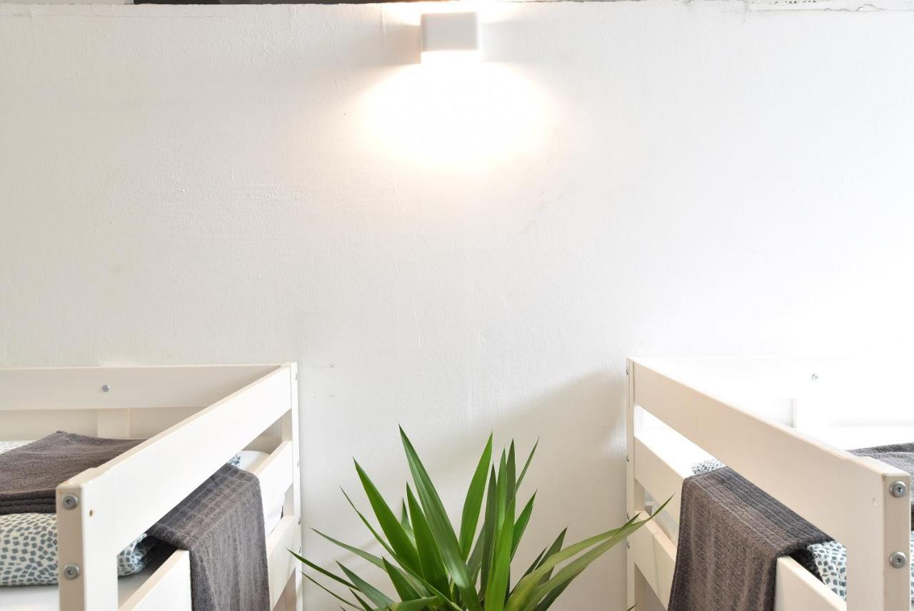Huge In Awesome Location With Parking