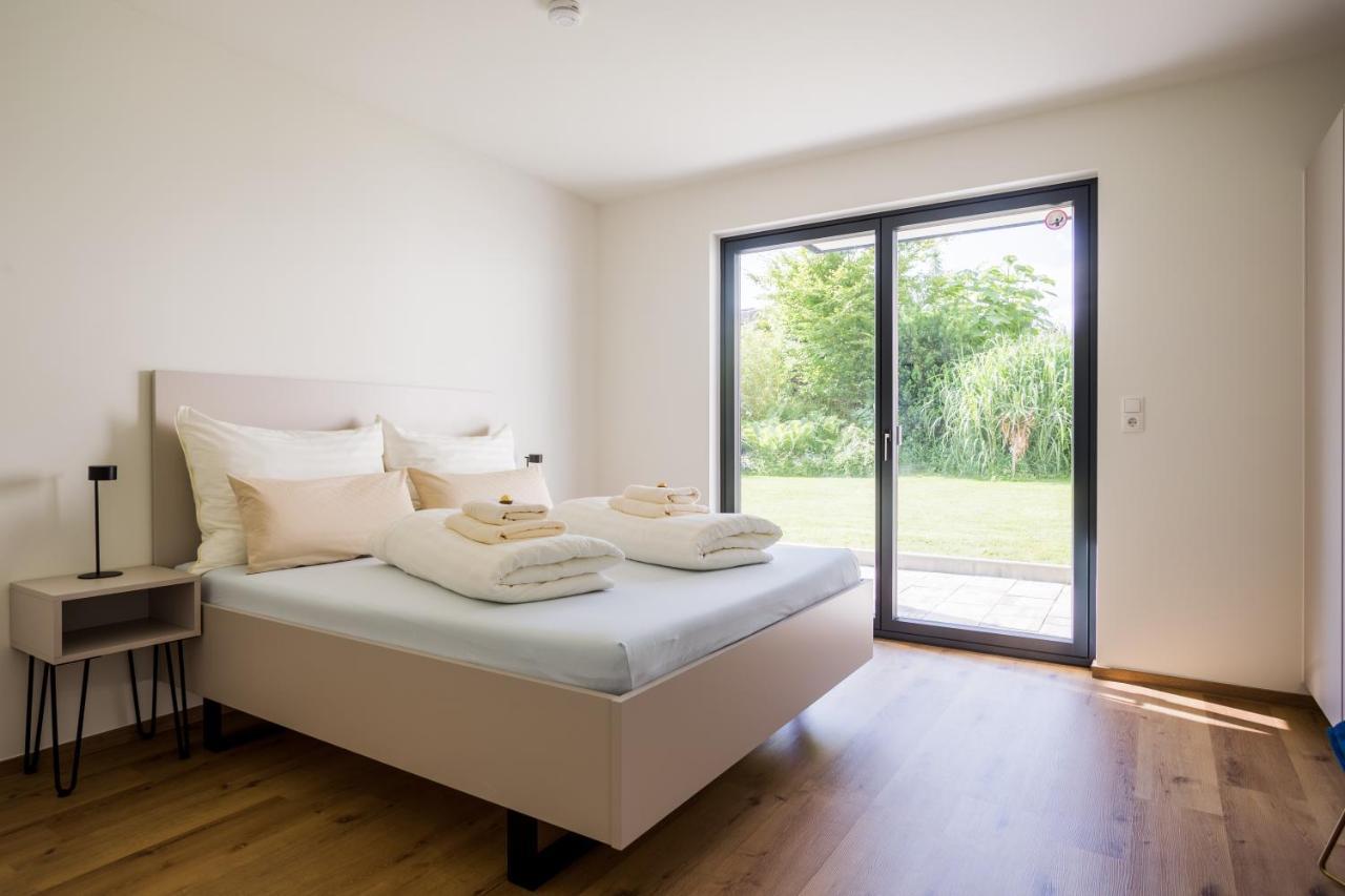 Moderne Mit Terrasse Apartment