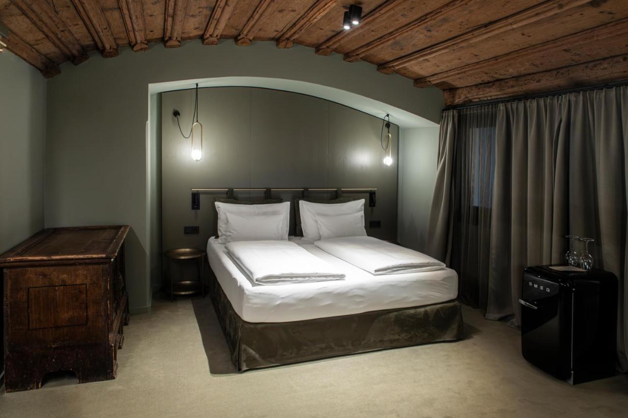 Altstadthotel Weisses Kreuz Hotel 4*