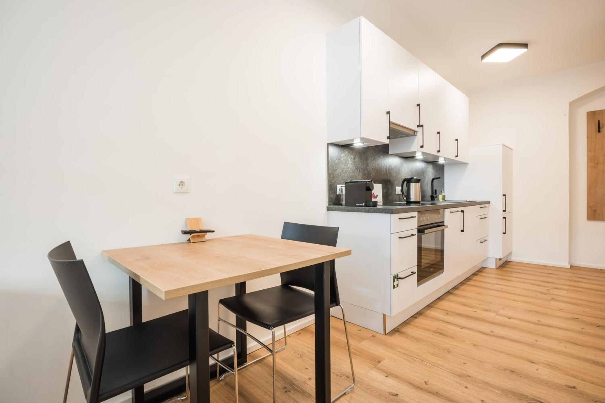 Myquartier Aparthotel *