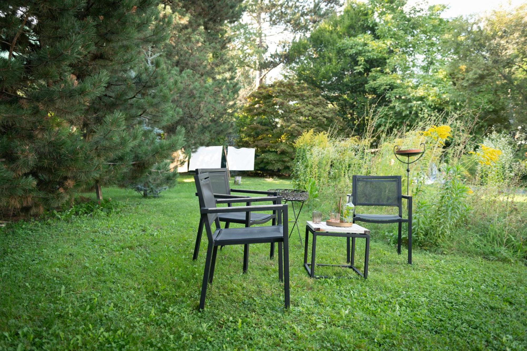 Marwa - Eine Ruheoase Im Gruenen Homestay Innsbruck