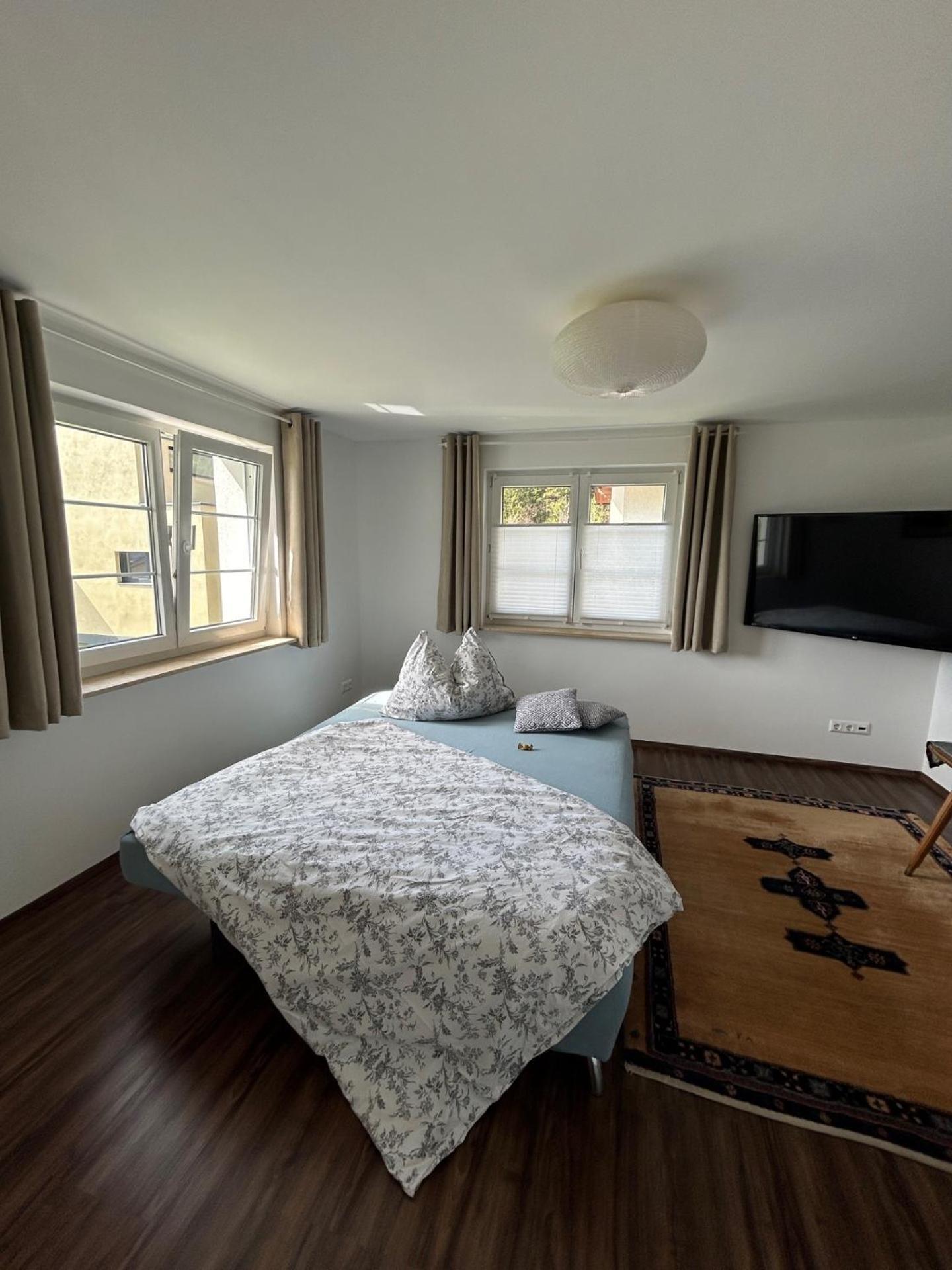 Apartment Mit Garten Und Panoramablick In Innsbruck