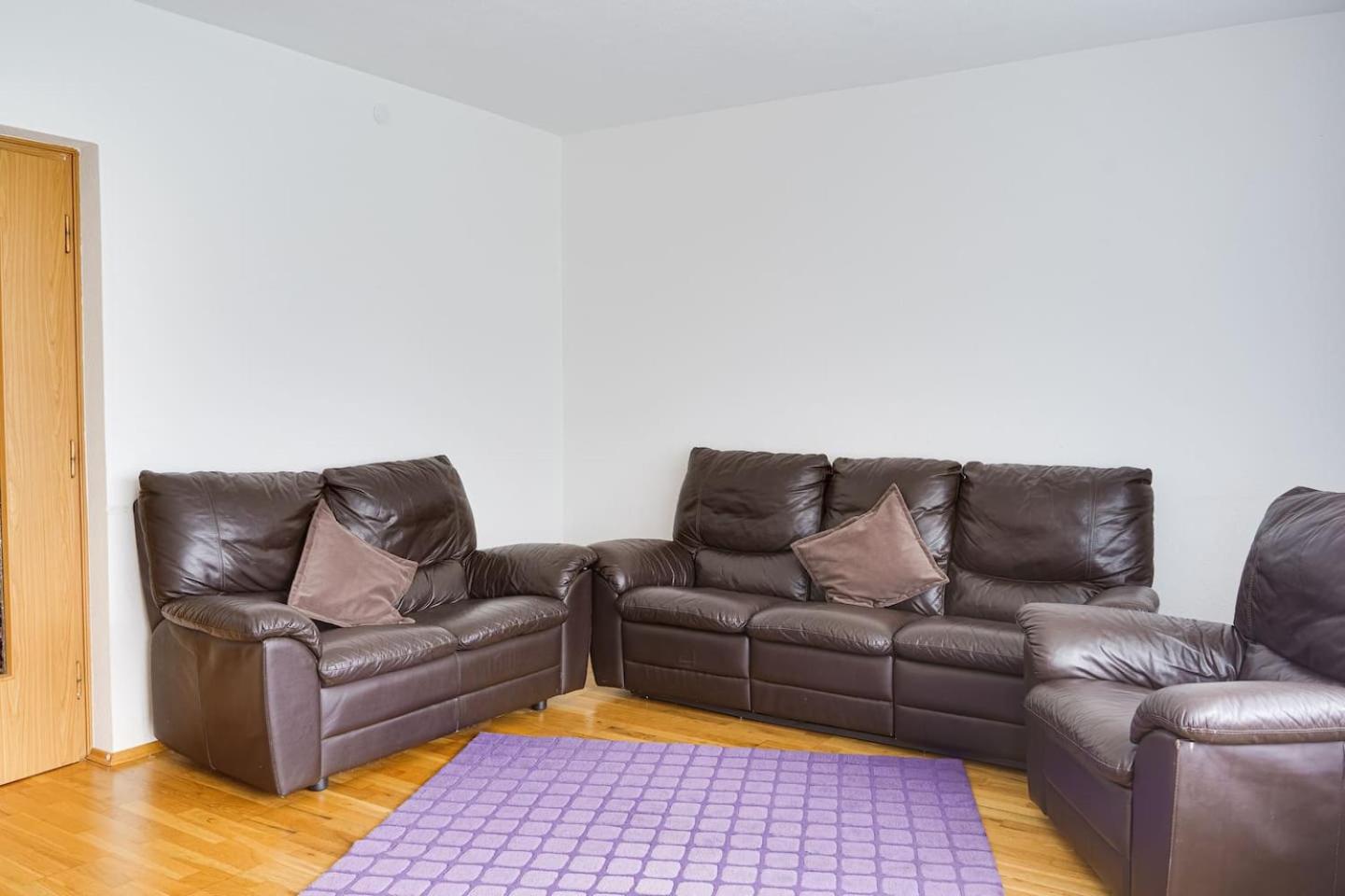 Apartment Wunderschoene Helle Min 30 Days