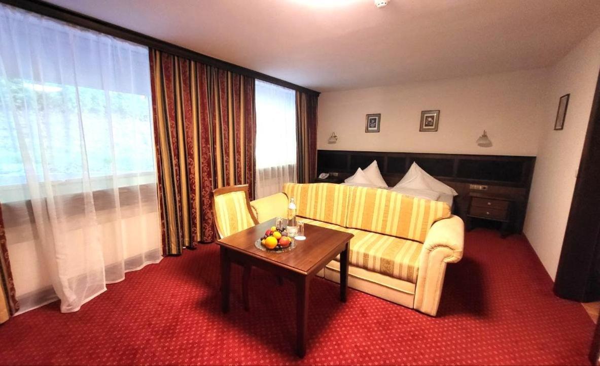 Batzenhaeusl Hotel 4*