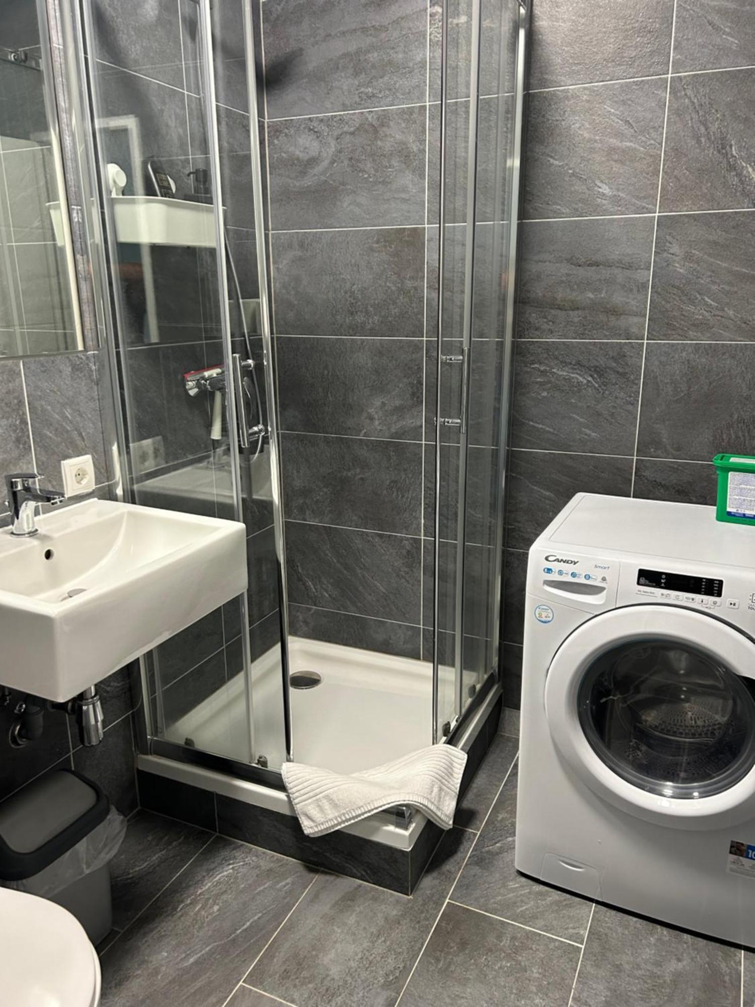Mydistrict Hidden Gems - Innrain 102 Apartment *