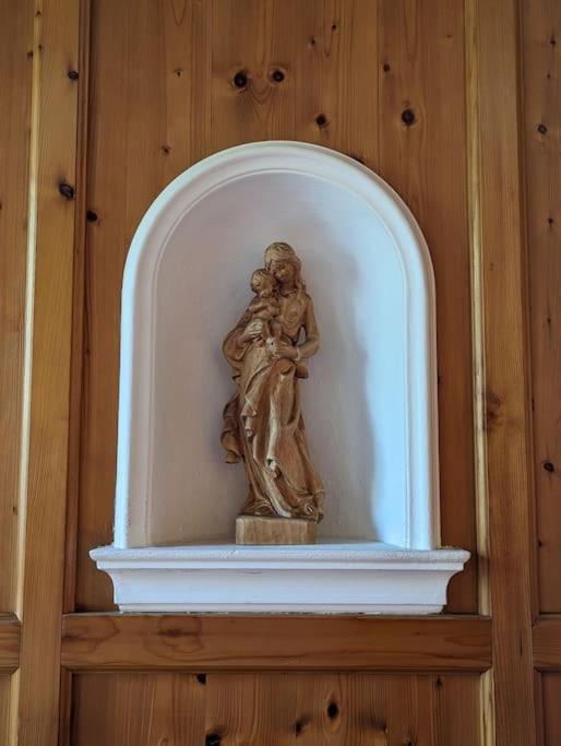 Spacious In Tyrolean Flat *