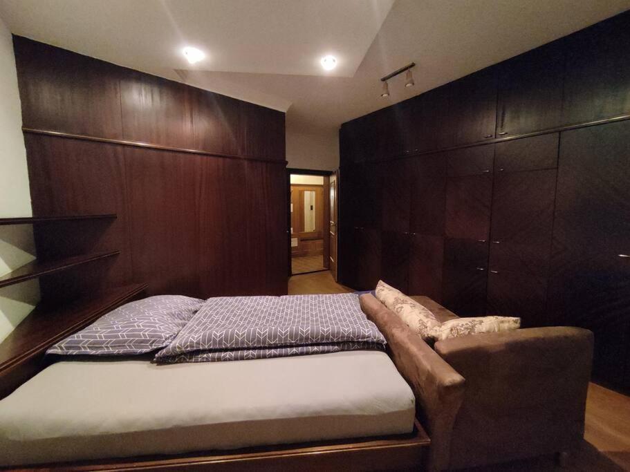 Apartment Cosy In Tyrolean Flat Innsbruck