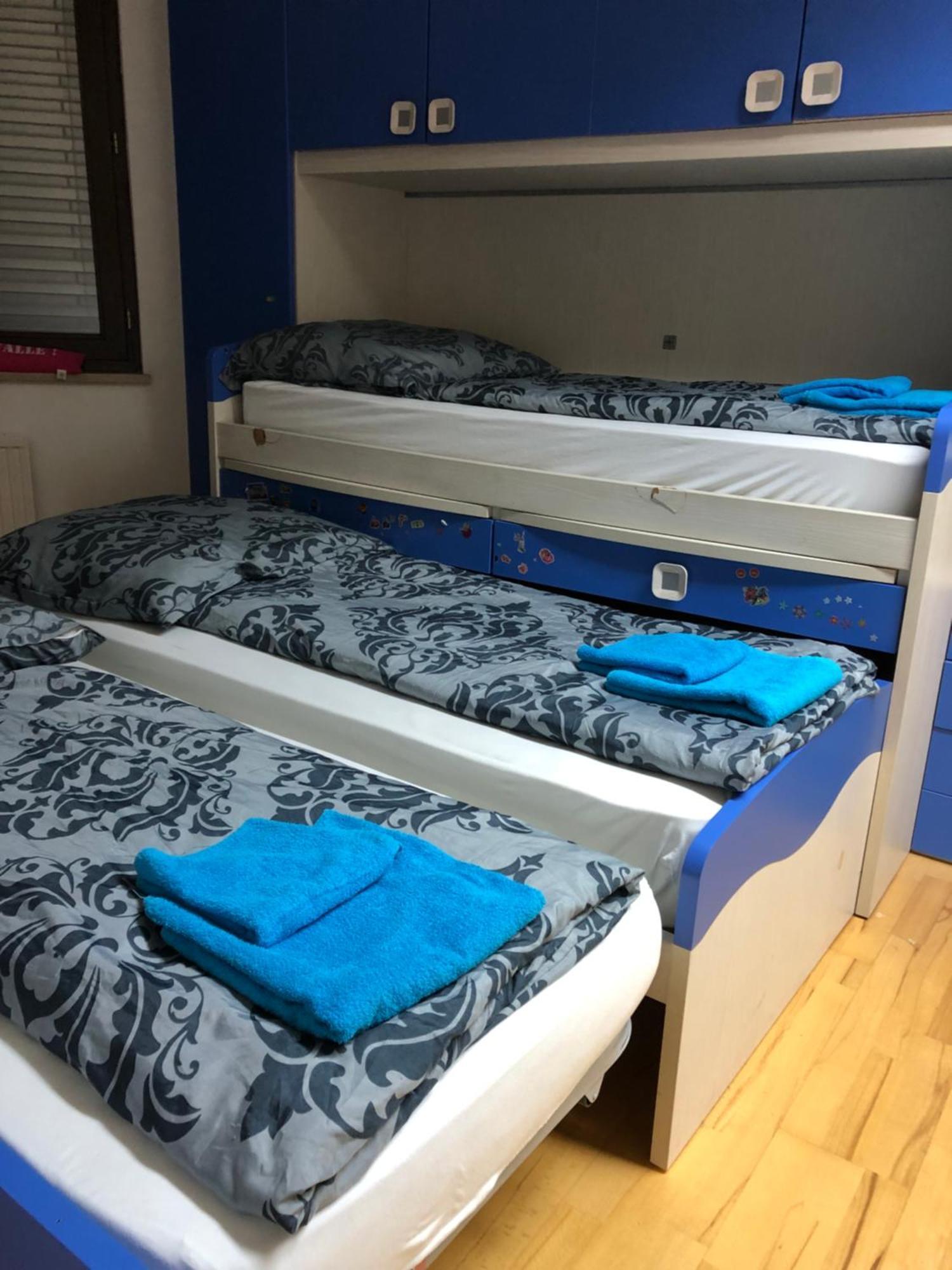 Charmante 2-zimmer 1 Wohnzimmer Im Zentrum Von Innsbruck, Wifi Apartment *