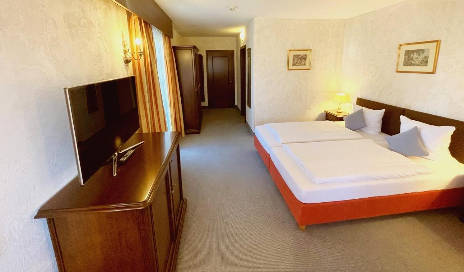 Batzenhaeusl Hotel 4*