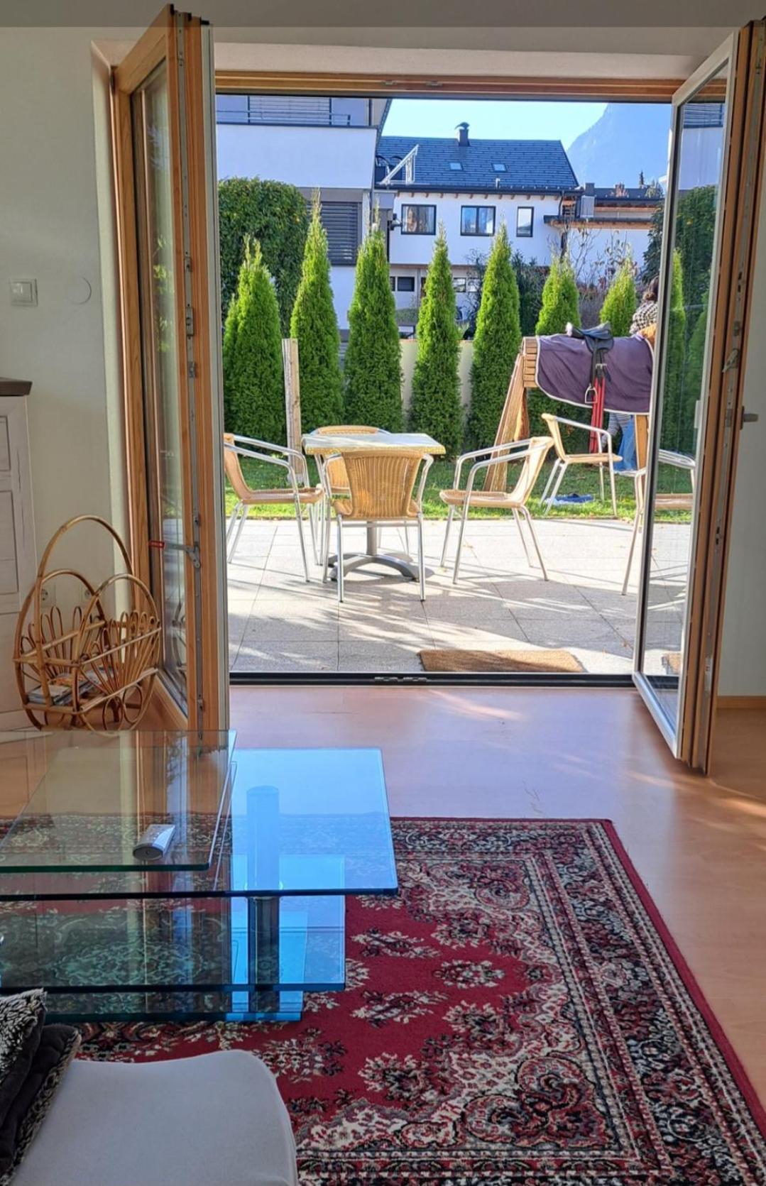 Sonnige Und Ruhige In - Stadtrand *
