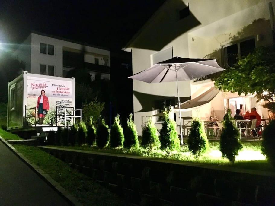 Sonnige Und Ruhige In - Stadtrand *