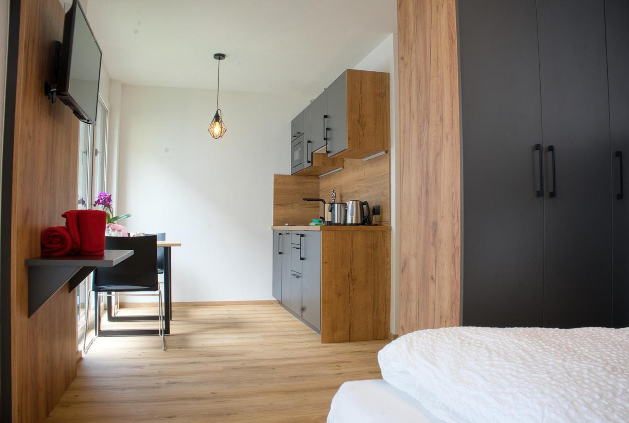 Myquartier Aparthotel *