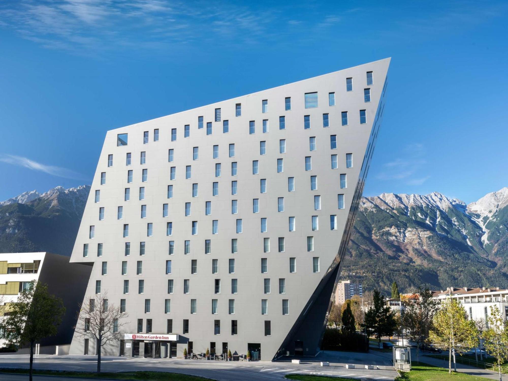 Hotel Hilton Garden Tivoli 4*