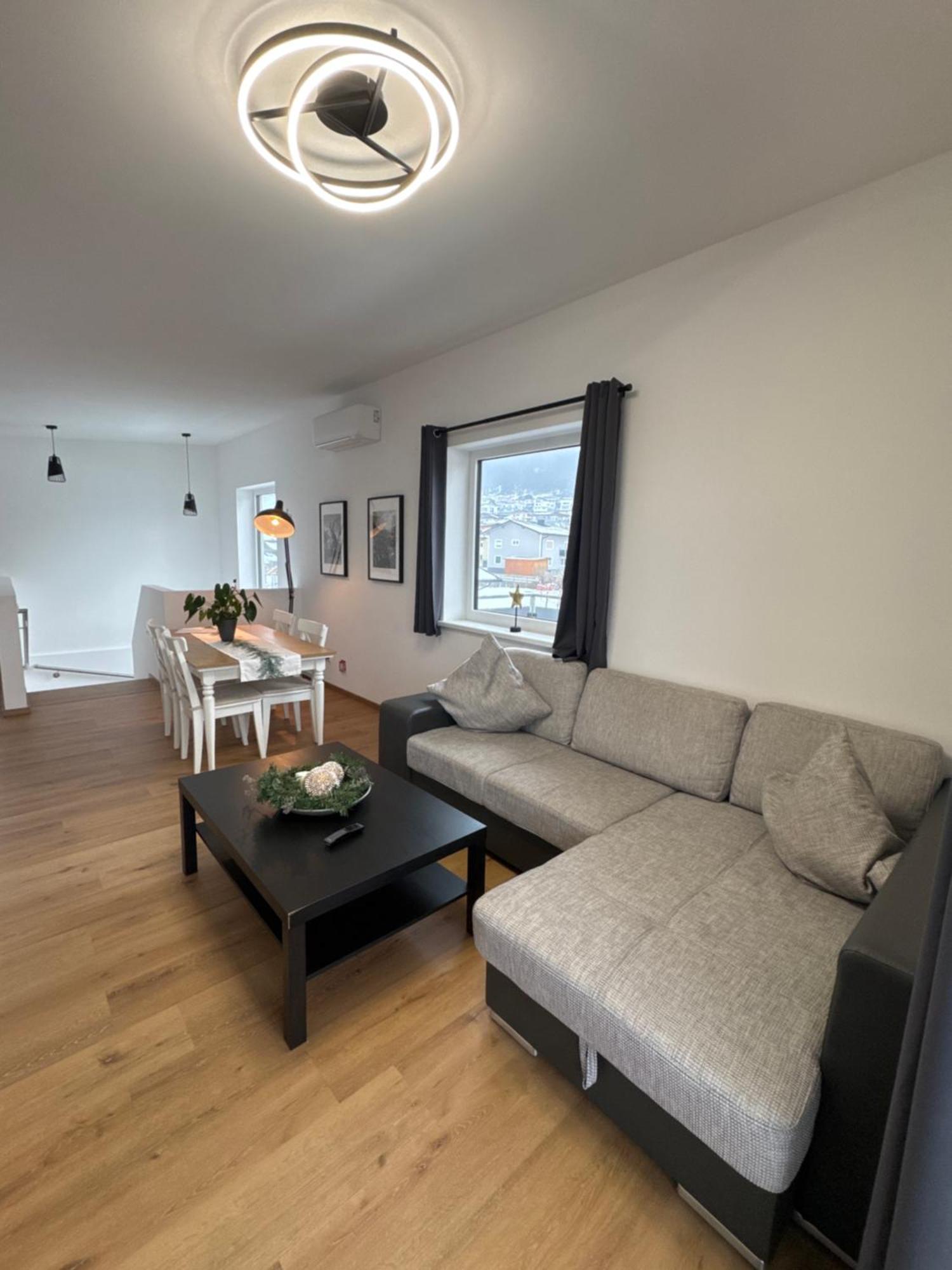 Oliver, Axams Appartement