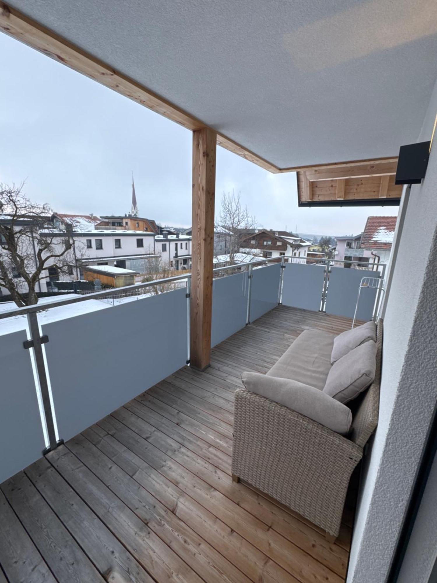 Oliver, Axams Appartement *