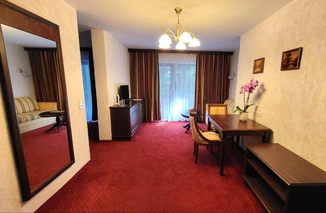 Hotel Hotel-restaurant Batzenhaeusl 4*