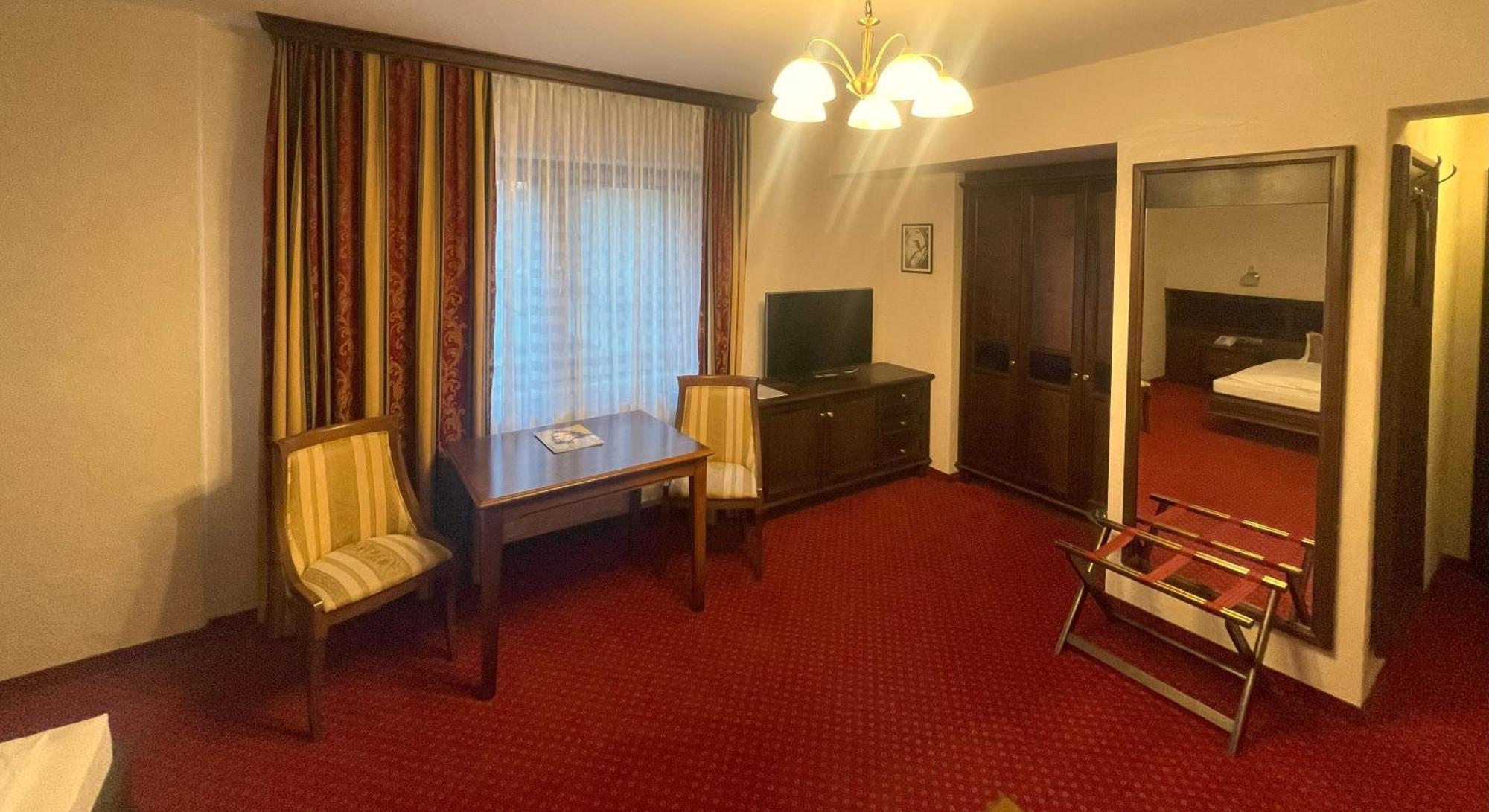 Hotel Hotel-restaurant Batzenhaeusl 4*