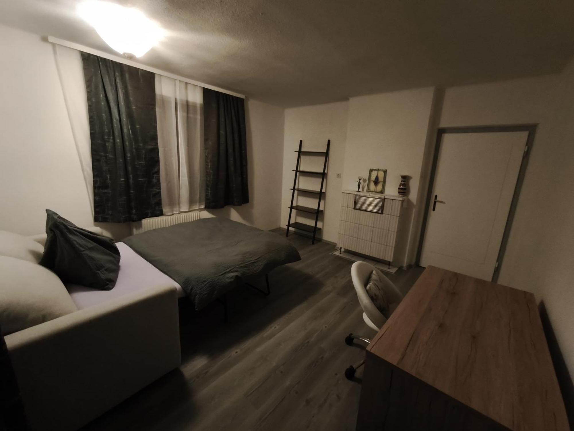 Spacious In Modern Flat