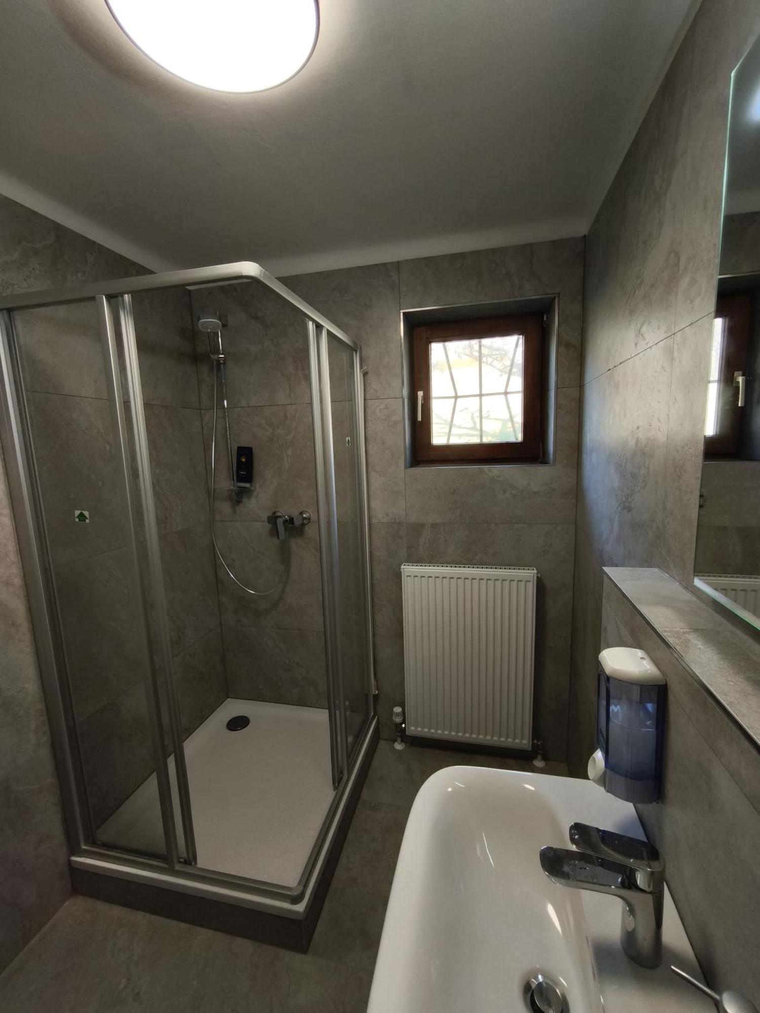 Spacious In Modern Flat Innsbruck
