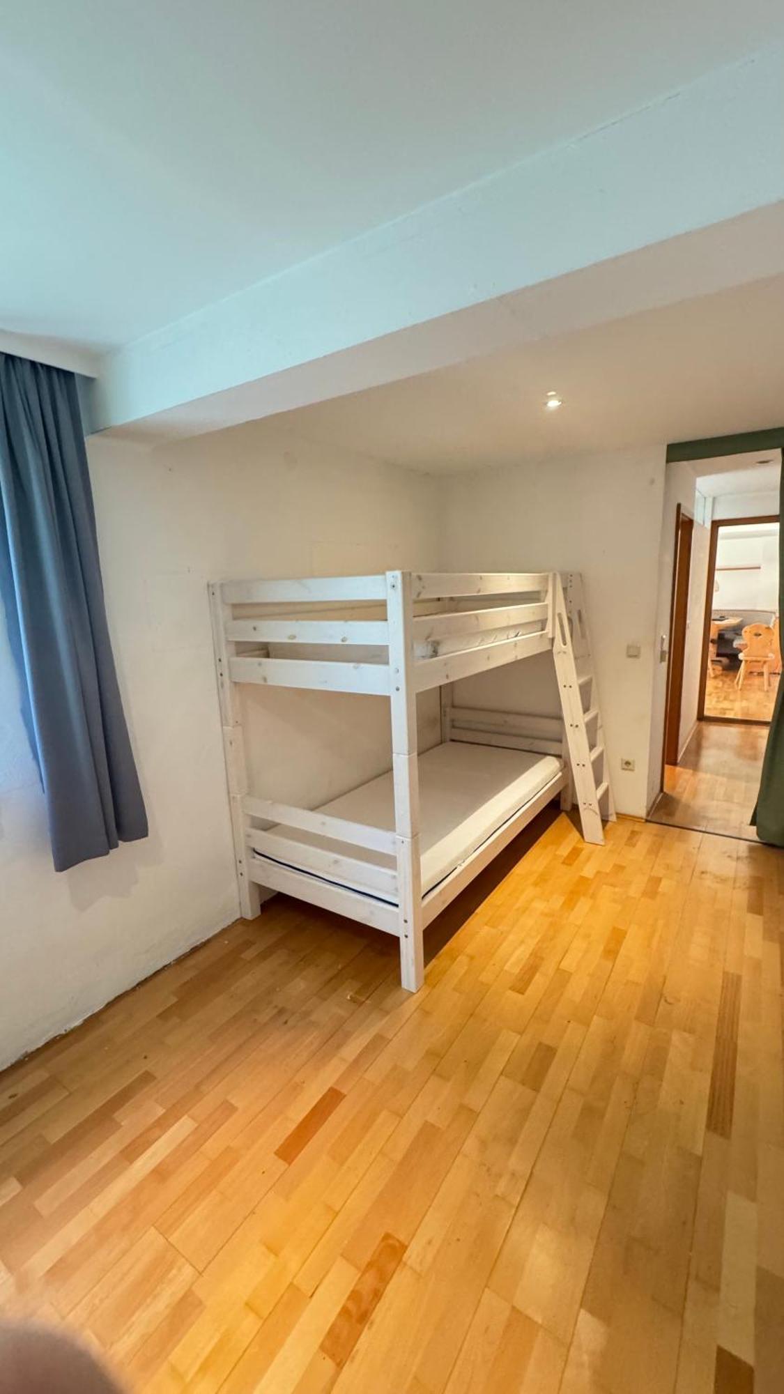 Apartment 110 Sqm Family With Generous Private Outdoor Area *