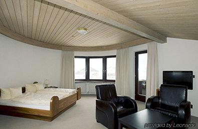 Hotel Garni Roemerhof 4*