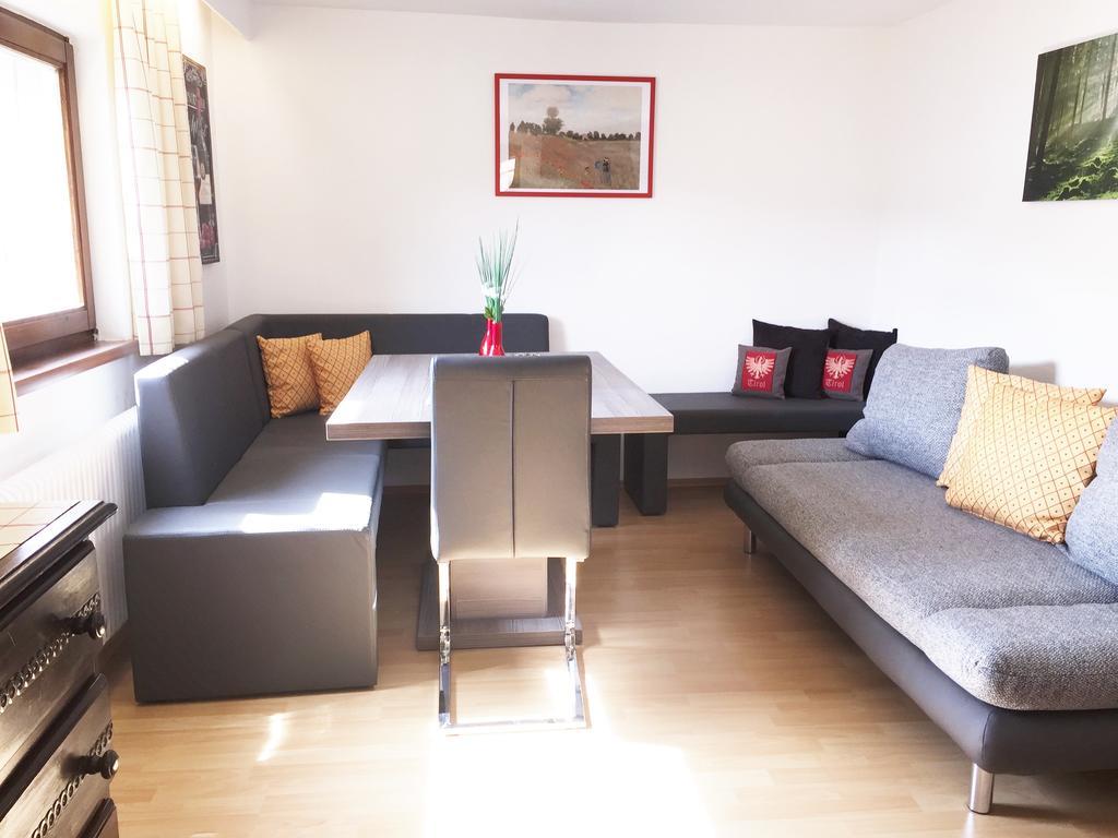 Apartment Ferienappartement Petra Peer