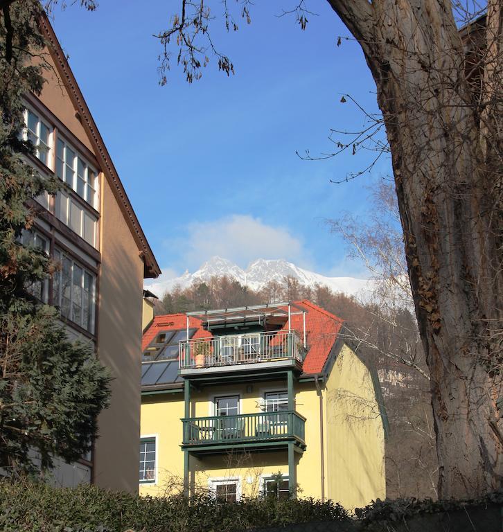 Riedz Innsbruck- Zentrales Apartmenthaus Mit Gruener Oase Innsbruck