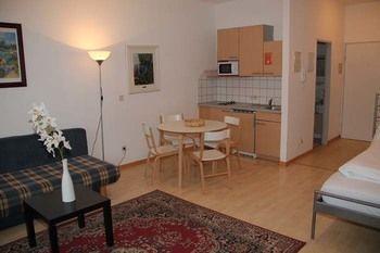 Hotel Boardinghouse Mitterweg 5 & 13