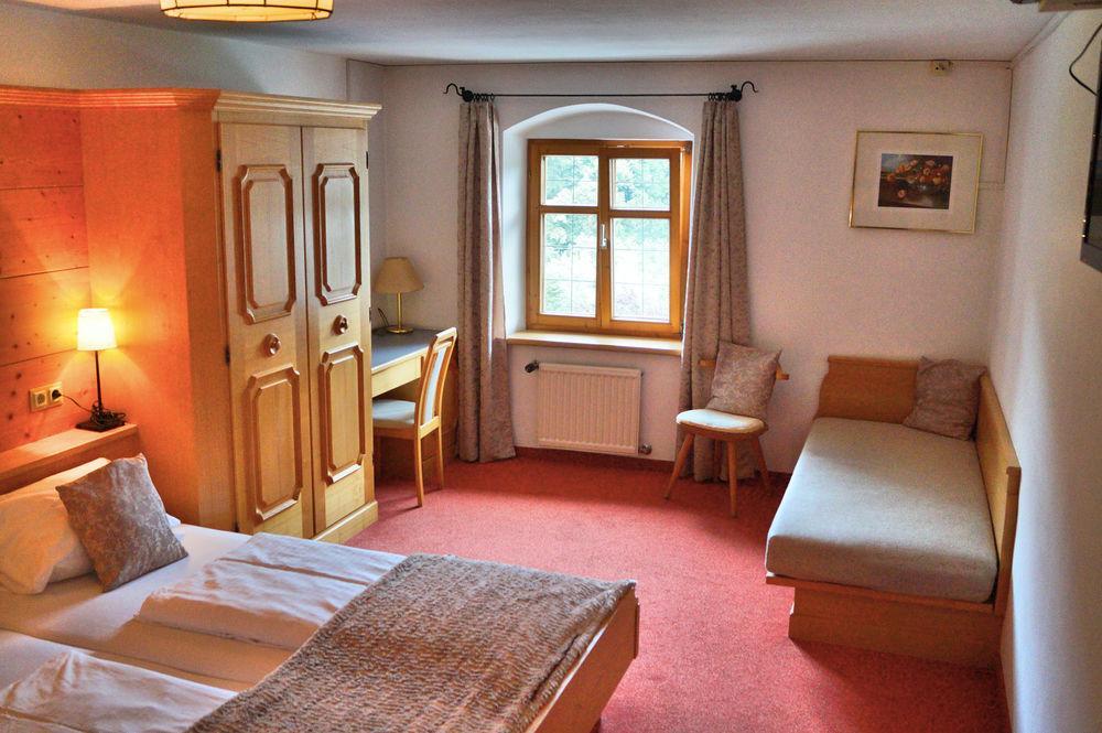 Gasthof Zum Schupfen Hotel