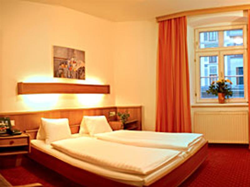 Hotel Goldene Krone 3*