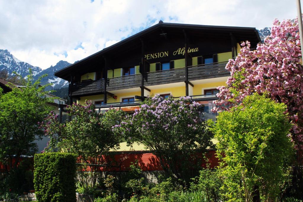 Gasthof Cafe Alpina Innsbruck