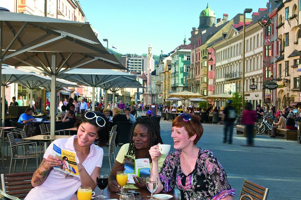 Hotel Sonnenhof - Bed & Breakfast & Appartements Innsbruck