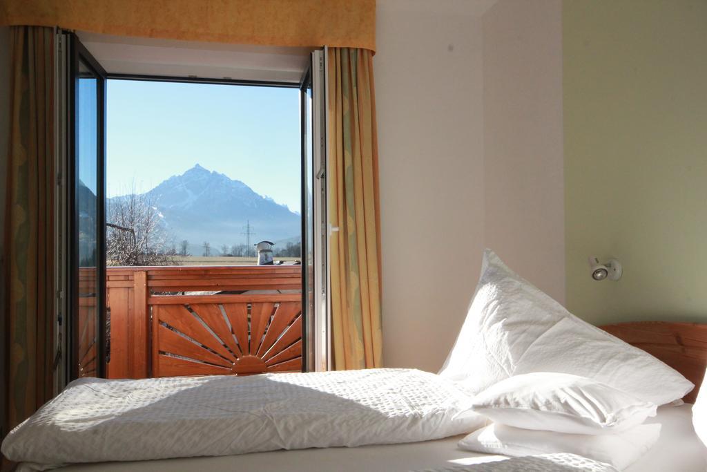 Hotel Hotel Sonnenhof - Bed & Breakfast & Appartements 3*
